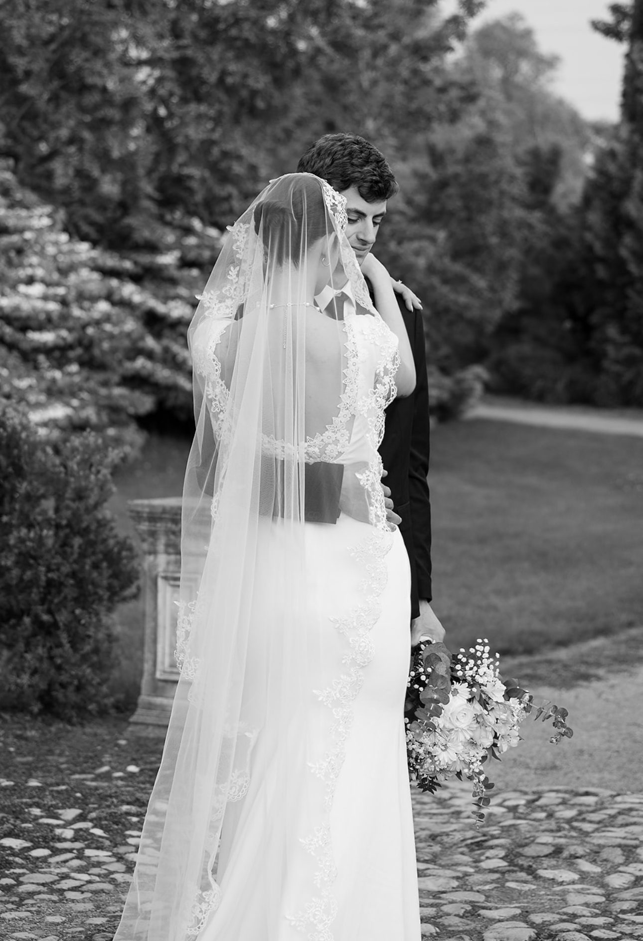 Bridal · Veil